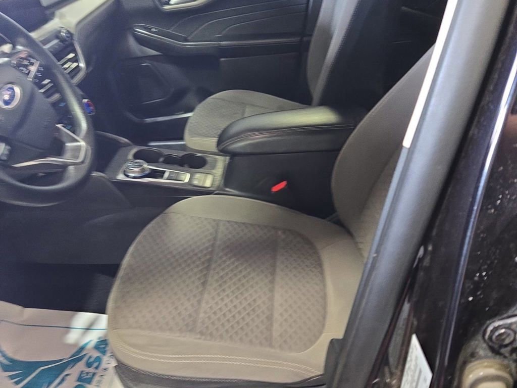Used 2021 Ford Escape SE AWD/4WD image 7