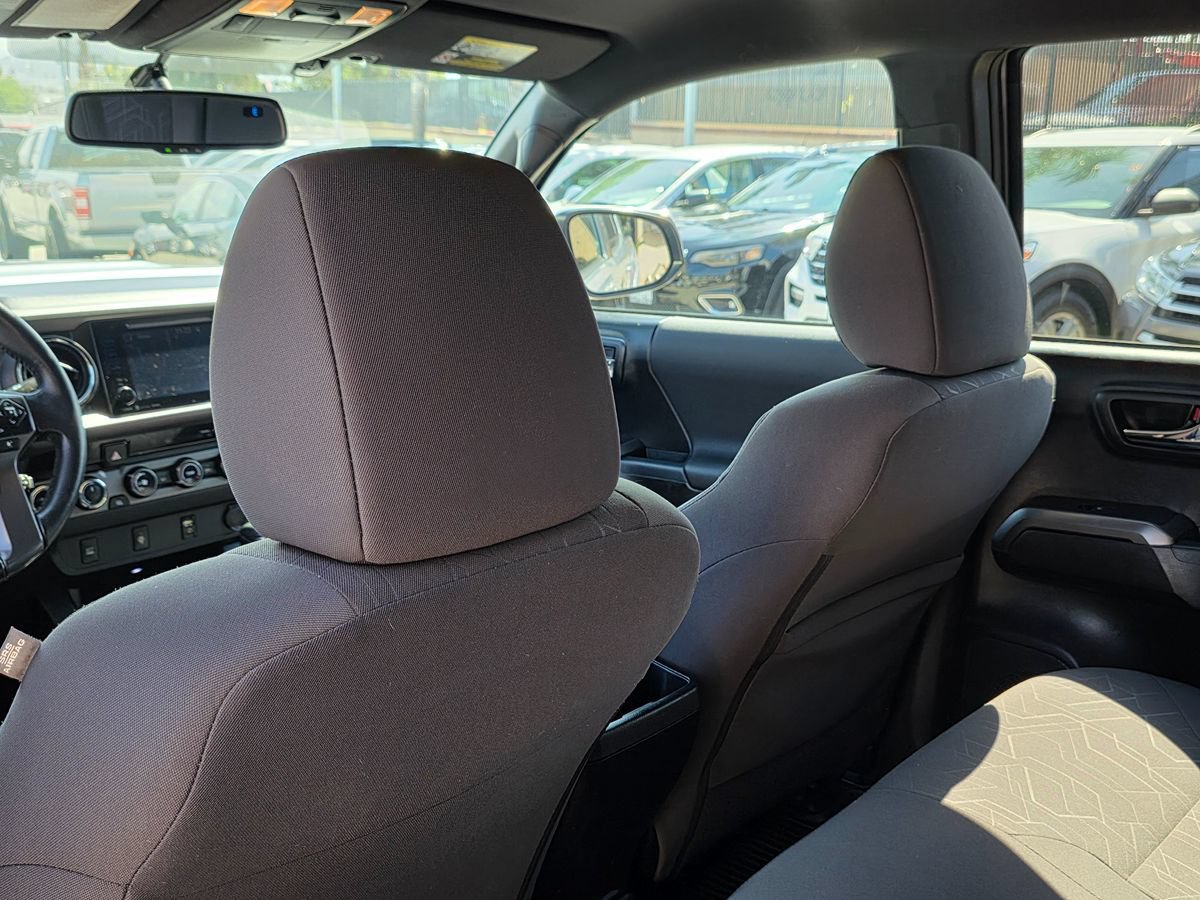 Used 2017 Toyota Tacoma TRD Sport w/ Tow Package (A/T) AWD/4WD image 24