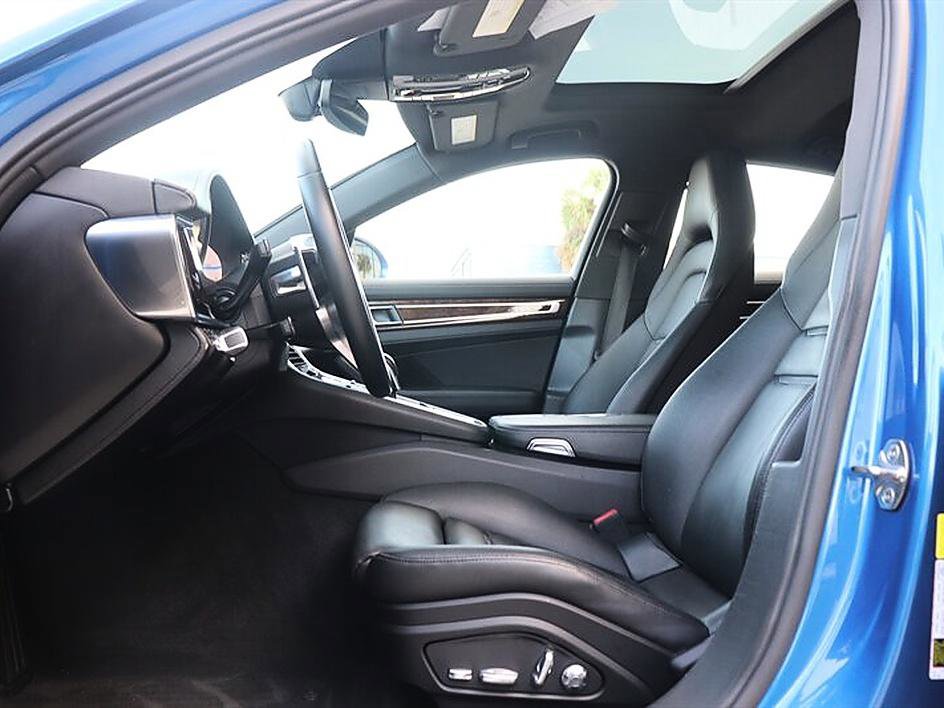 Used 2017 Porsche Panamera 4 image 73