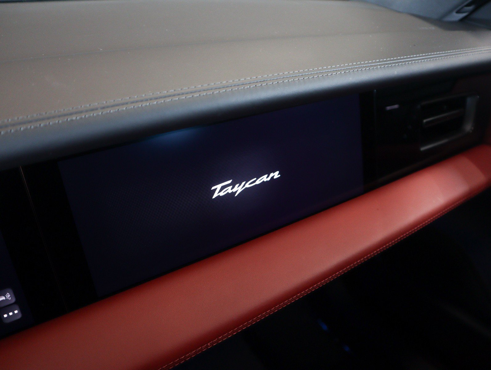 Certified 2023 Porsche Taycan RWD image 25