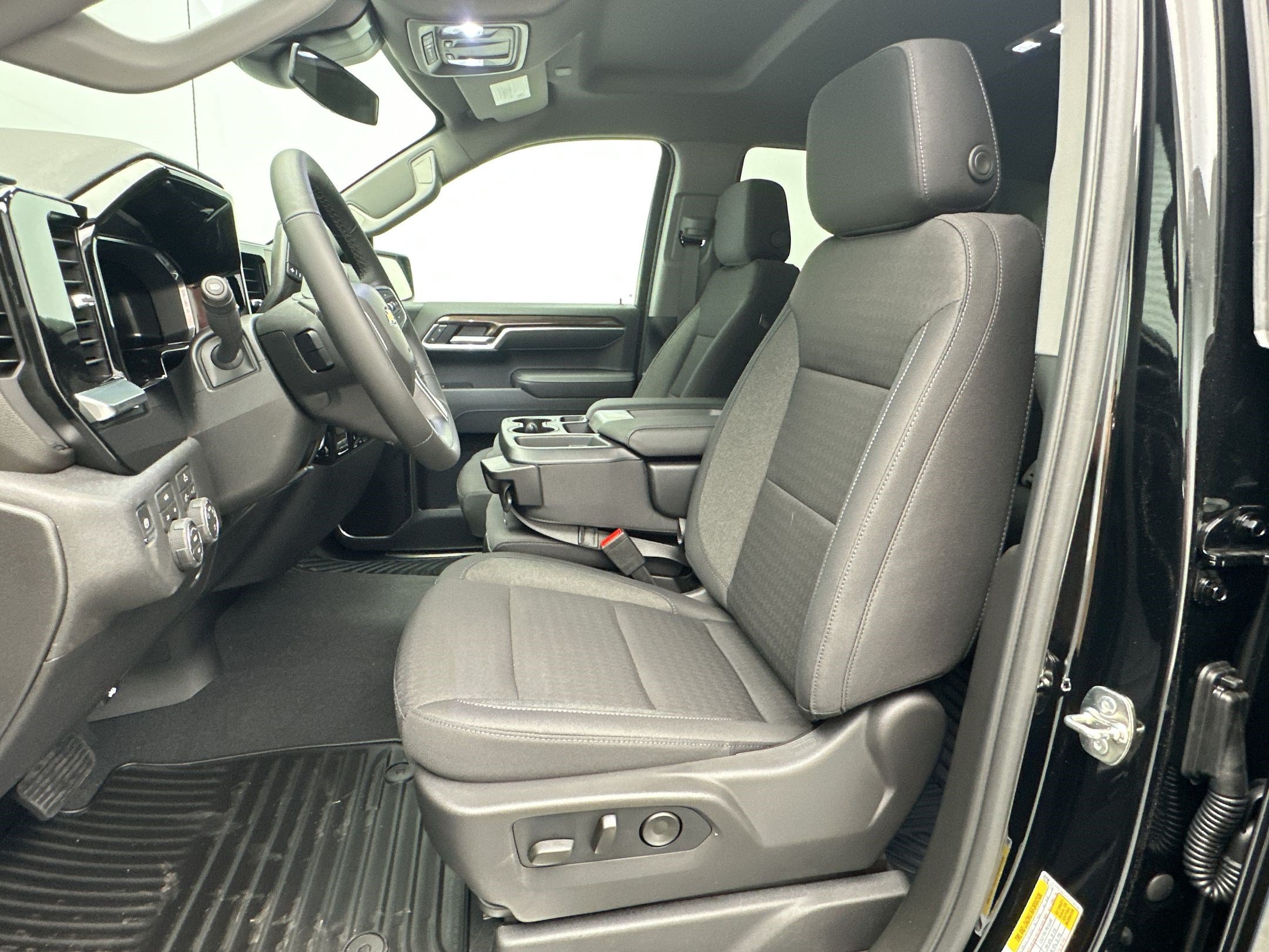 New 2026 Chevrolet Silverado 1500 LT AWD/4WD image 5