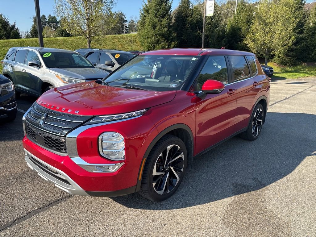 Used 2022 Mitsubishi Outlander SE AWD/4WD image 3