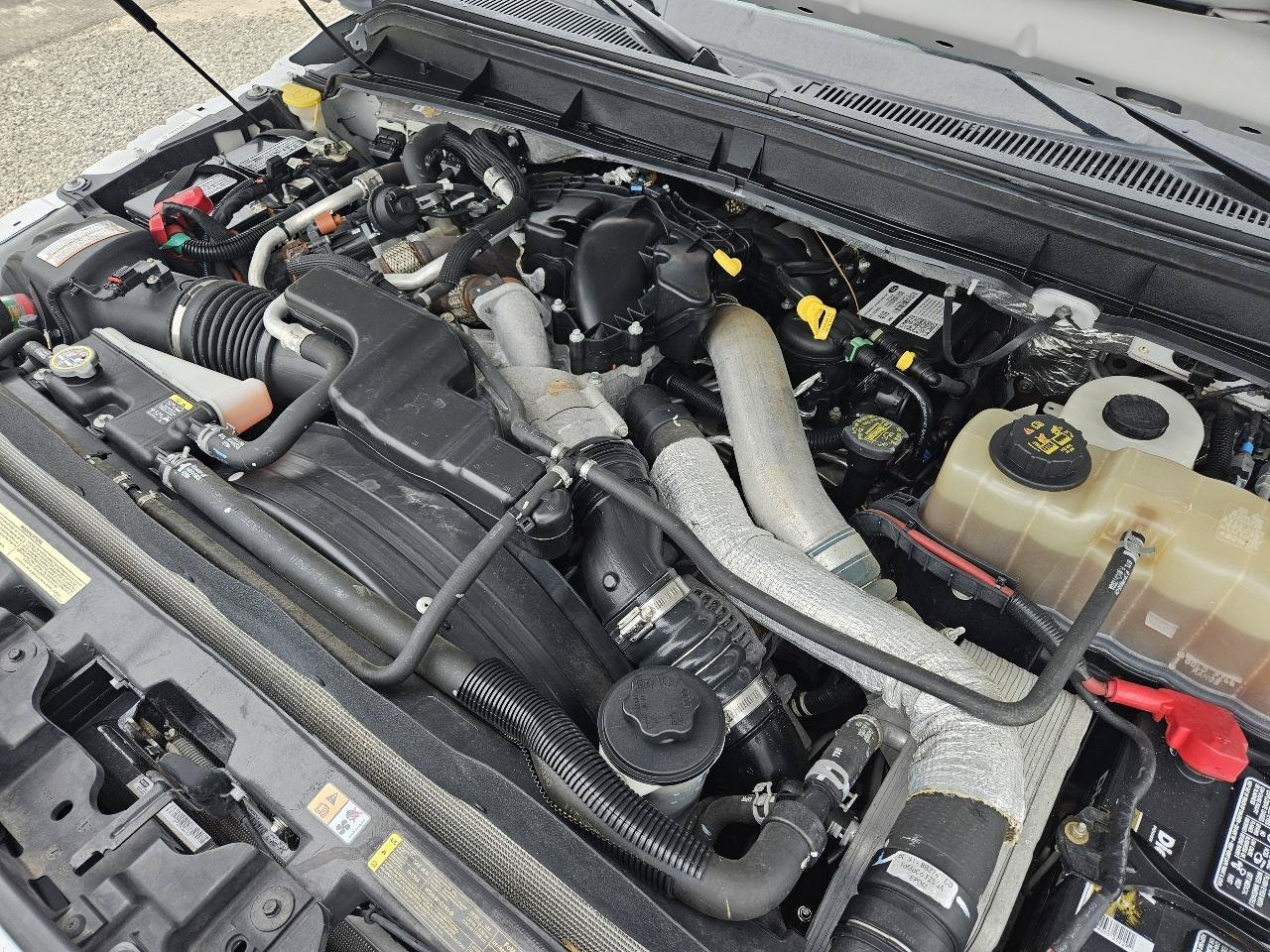 Used 2013 Ford F450 XLT w/ Ambulance Preparation Pkg RWD image 75