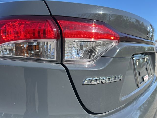 Used 2024 Toyota Corolla LE AWD/4WD image 29