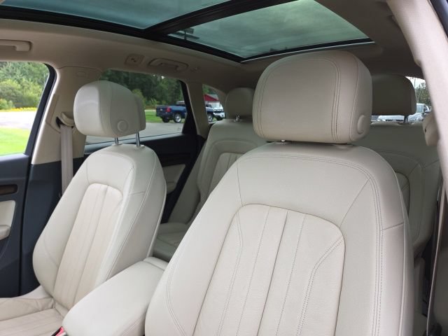 Used 2018 Audi Q5 2.0T Premium Plus w/ Premium Plus Package AWD/4WD image 25