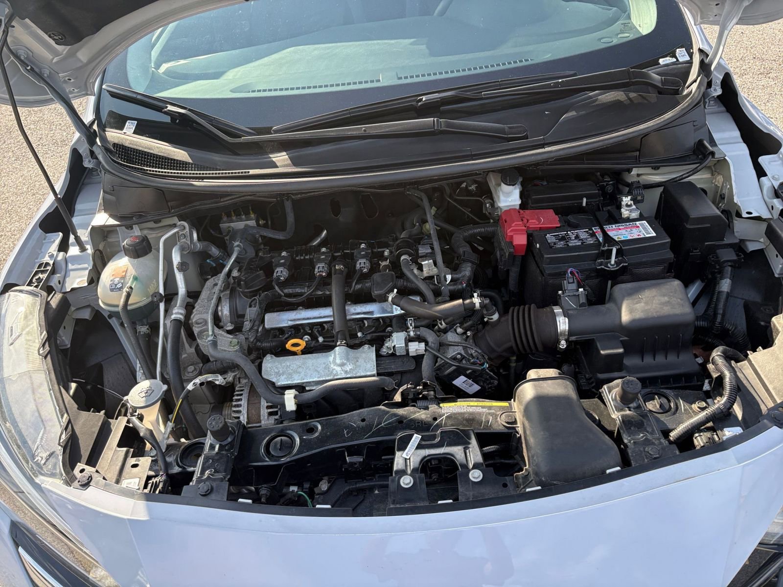 Used 2025 Nissan Versa SV FWD image 30