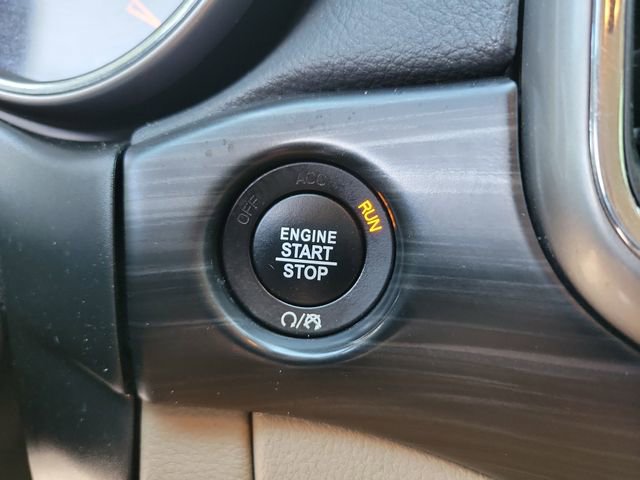 Used 2021 Jeep Grand Cherokee Laredo RWD image 26