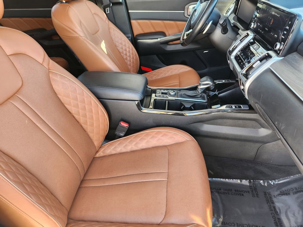 Used 2021 Kia Sorento SX Prestige image 4