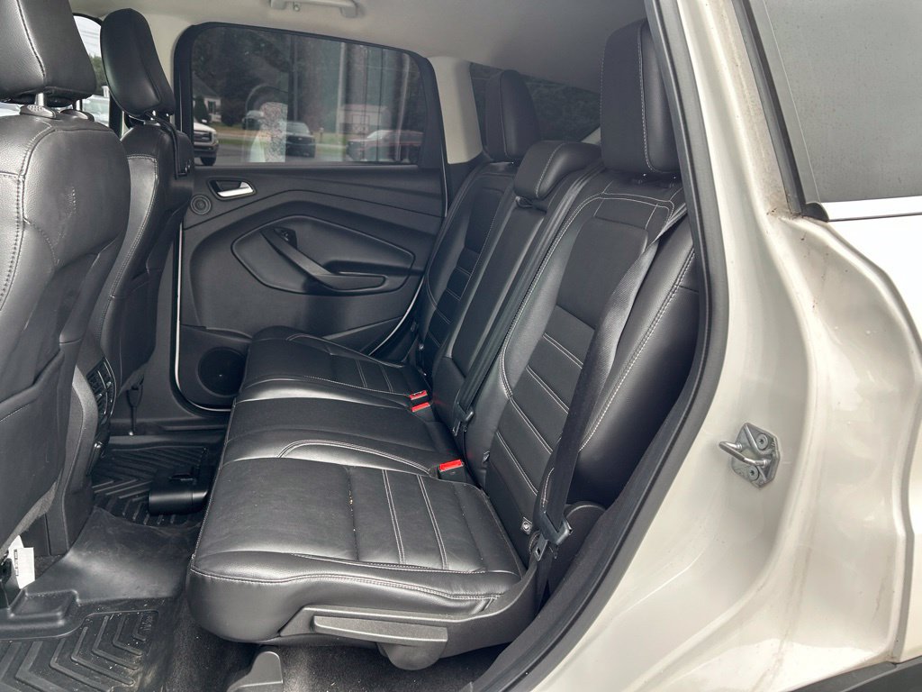 Used 2019 Ford Escape Titanium FWD image 11