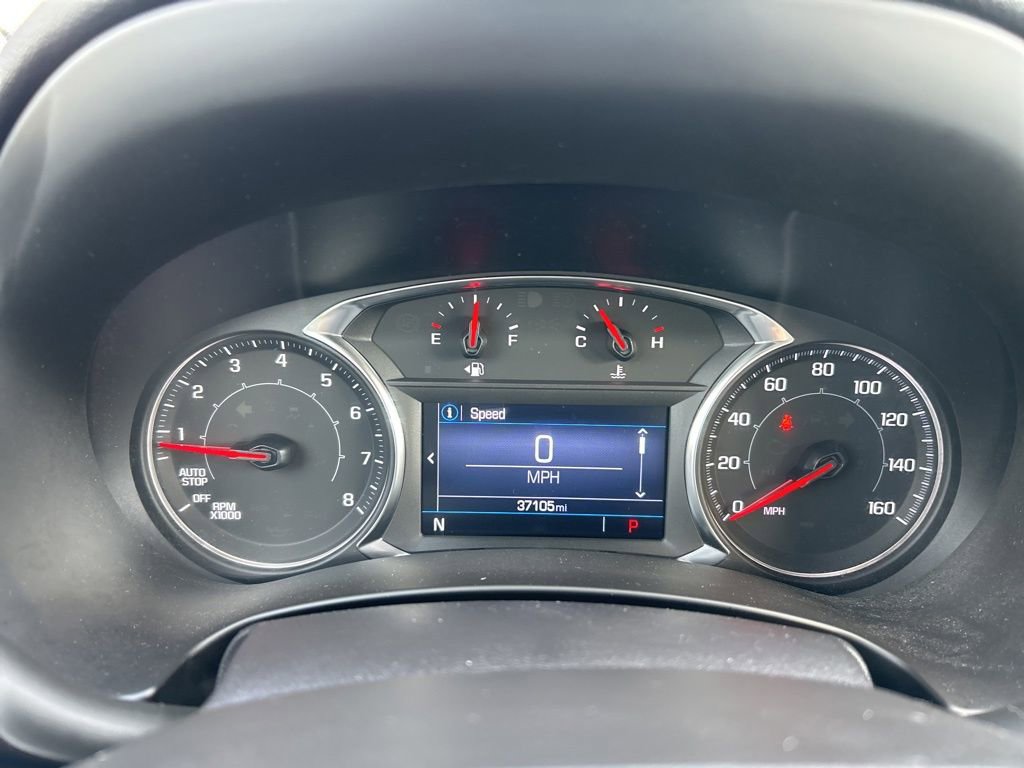 Used 2022 GMC Terrain SLE w/ Driver Convenience Package image 16