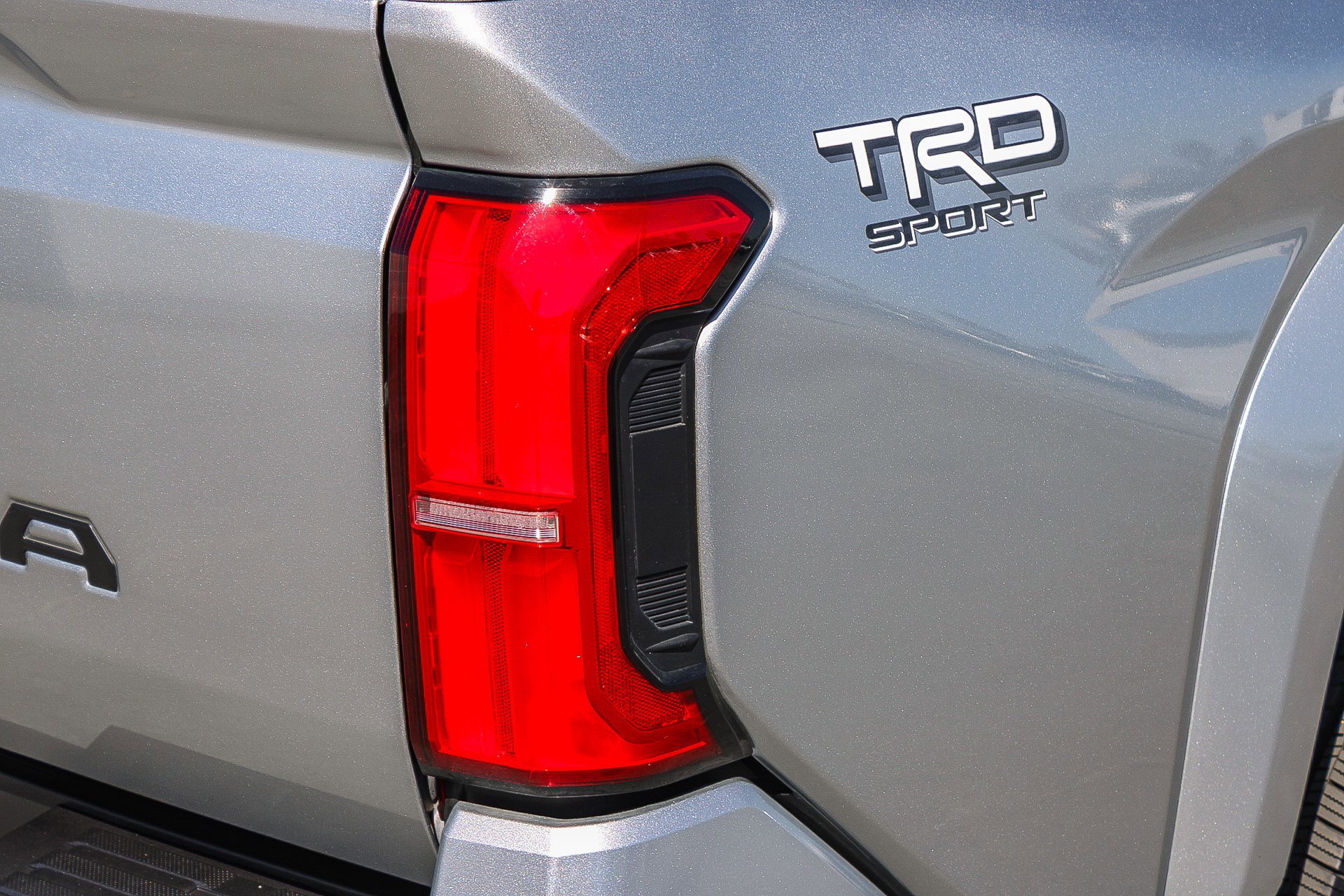 Used 2024 Toyota Tacoma TRD Sport w/ TRD Sport Upgrade Package image 10