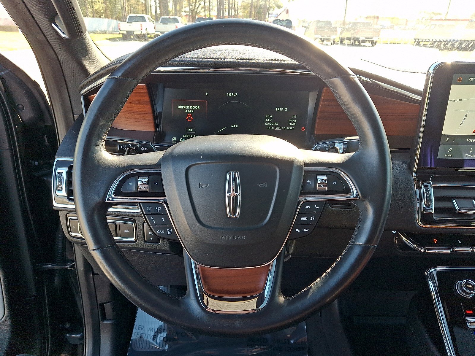 Certified 2020 Lincoln Navigator Reserve w/ Luxury Package image 19