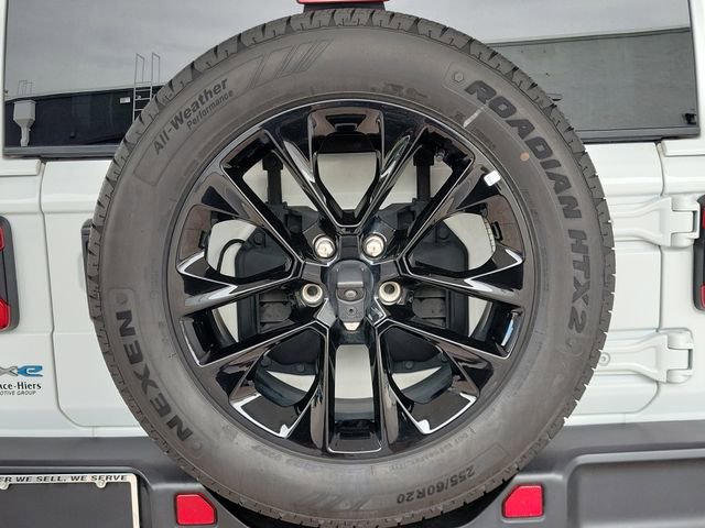 Used 2024 Jeep Wrangler Unlimited Sahara image 33