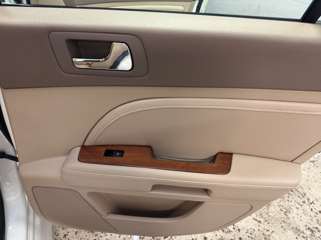 Used 2007 Cadillac STS w/ Preferred Equipment Group AWD/4WD image 24