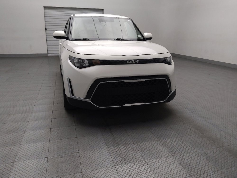 Used 2023 Kia Soul LX w/ LX Technology Package image 14