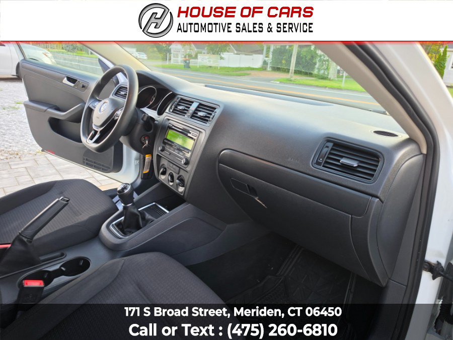 Used 2015 Volkswagen Jetta S FWD image 38