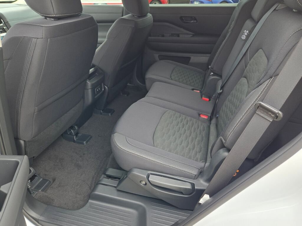 New 2026 Nissan Pathfinder SV AWD/4WD image 16