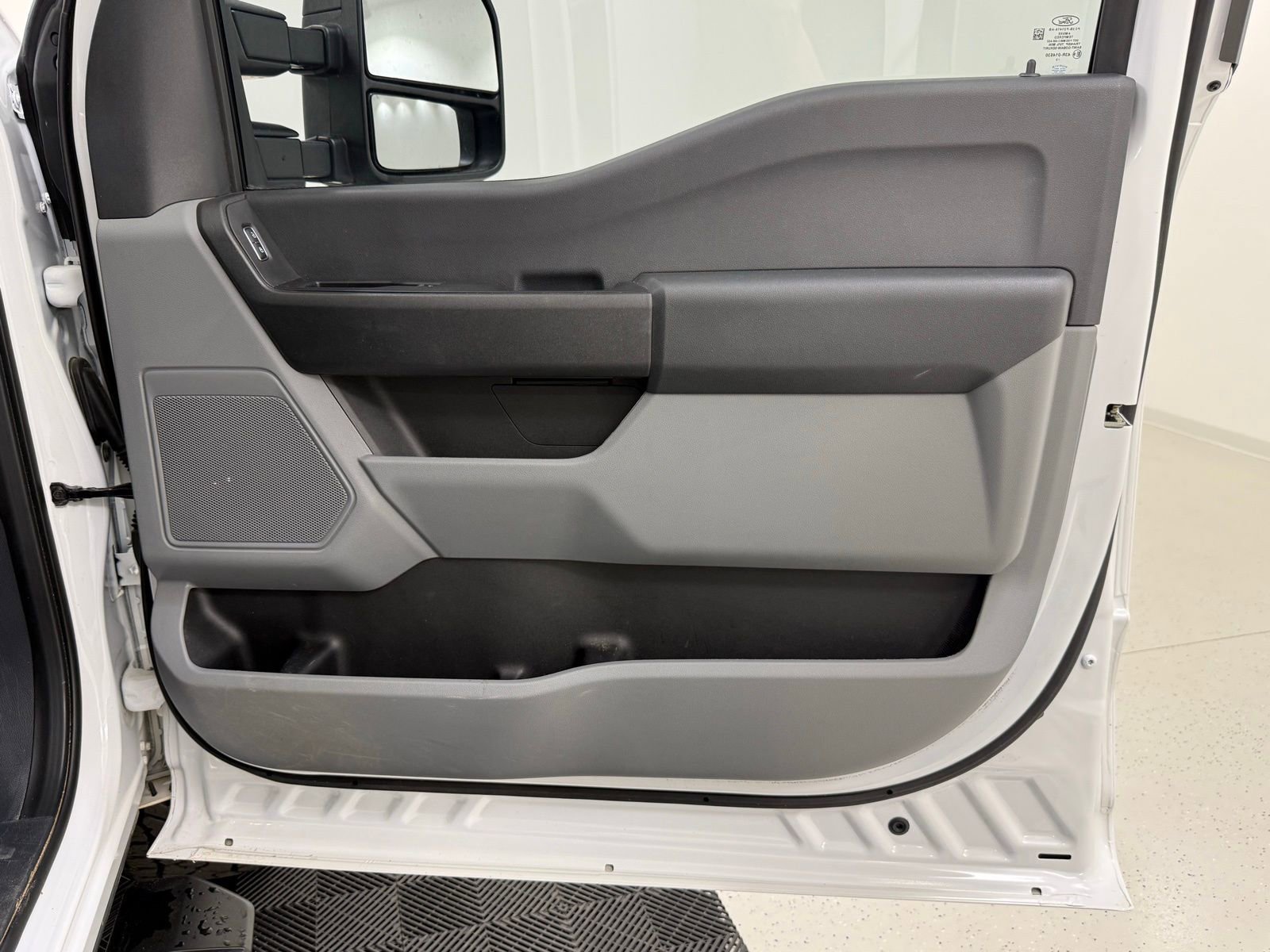 Used 2023 Ford F350 XL w/ FX4 Off-Road Package image 32