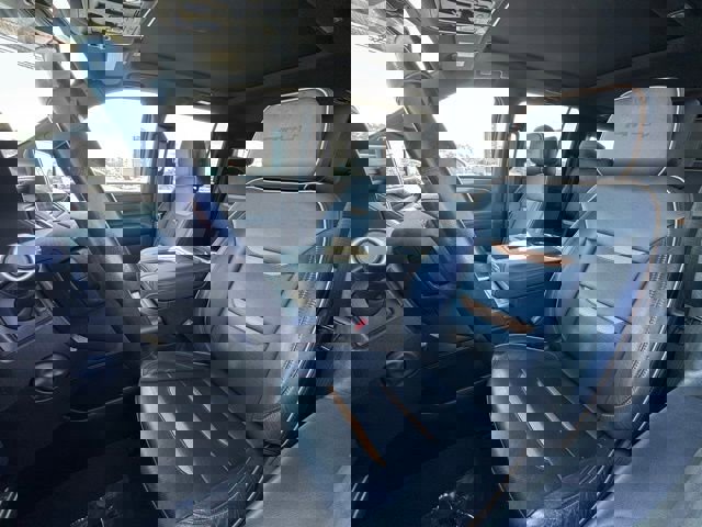 Used 2021 GMC Yukon XL AT4 w/ AT4 Premium Package image 16