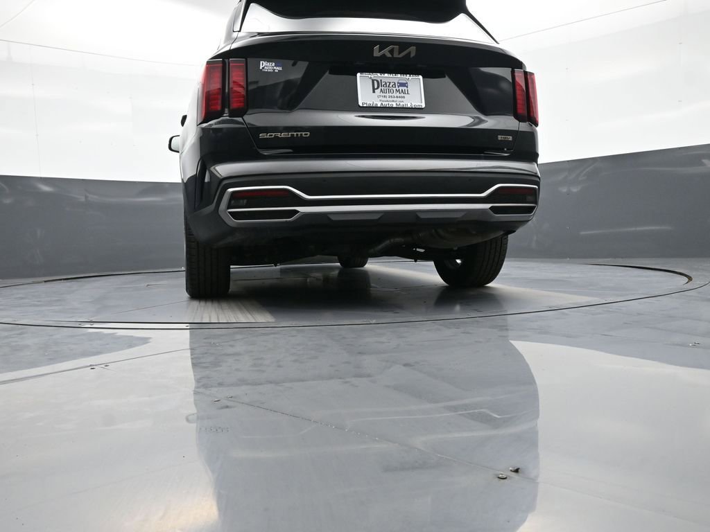 Certified 2023 Kia Sorento EX image 33