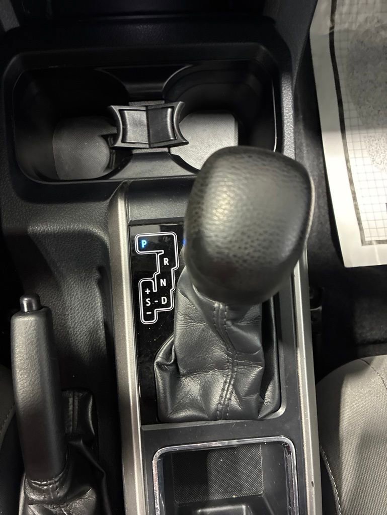 Used 2019 Toyota Tacoma SR5 AWD/4WD image 29