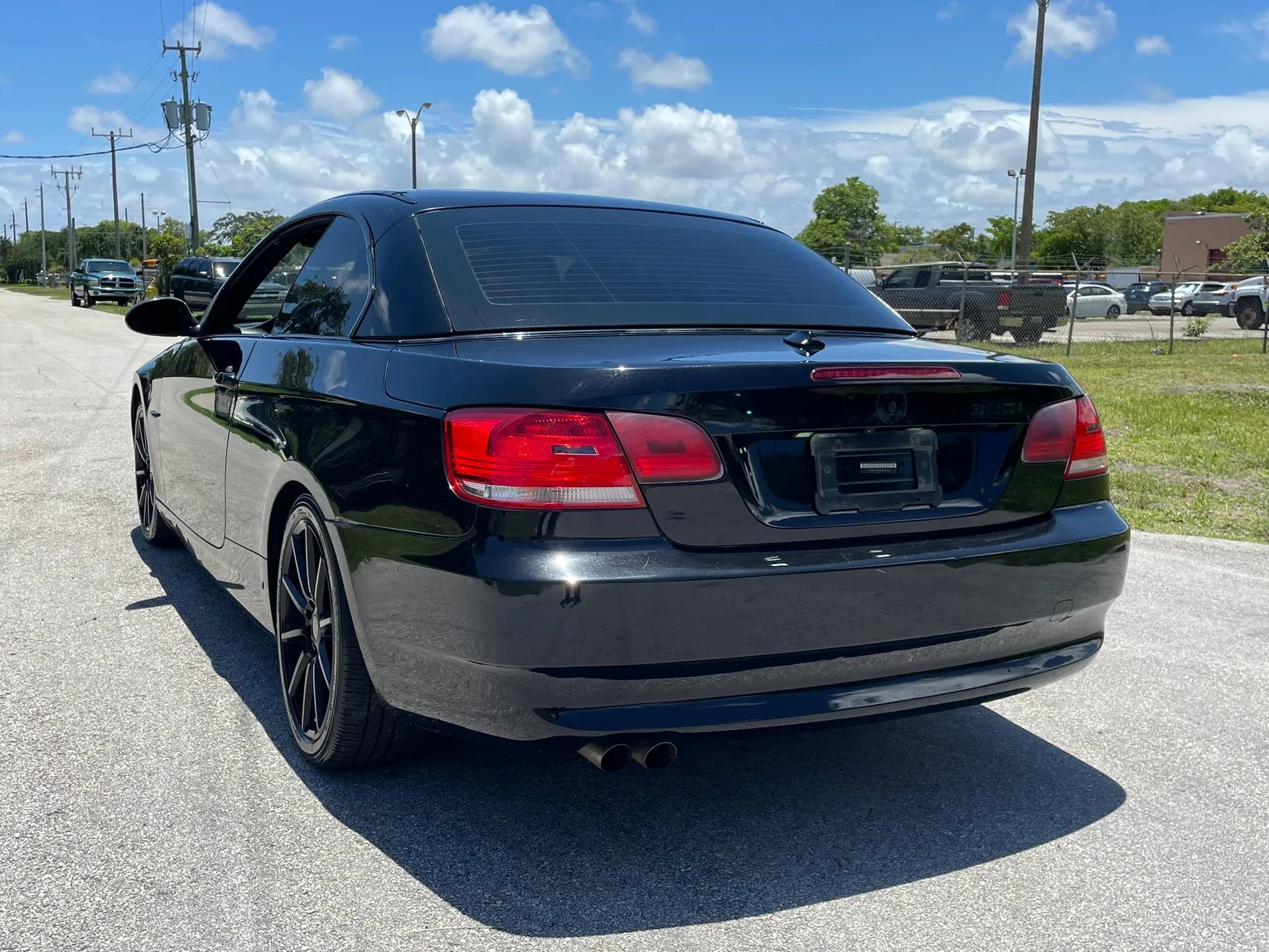 Used 2009 BMW 328i Convertible RWD image 9