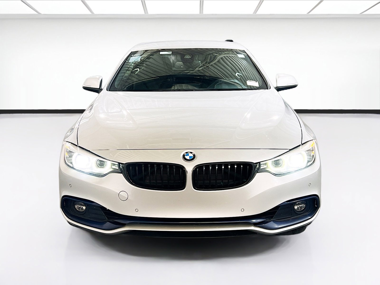 Used 2020 BMW 430i Convertible w/ Convenience Package RWD image 2