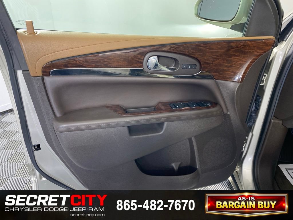 Used 2015 Buick Enclave Leather w/ Trailering Package FWD image 12