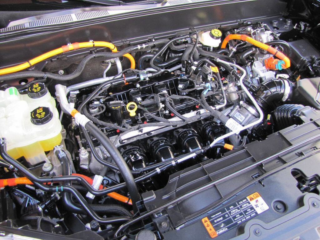 Used 2022 Ford Maverick XL image 36