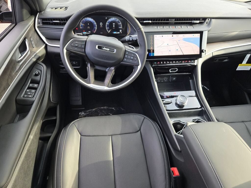 New 2026 Jeep Grand Cherokee Limited AWD/4WD image 20