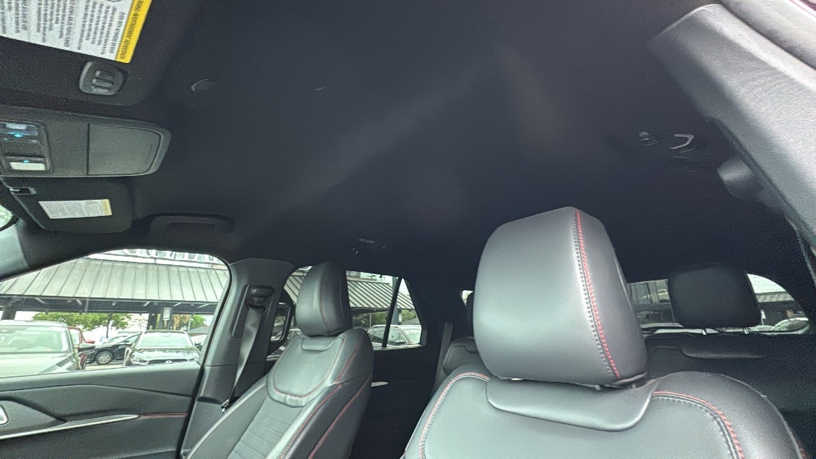 Used 2025 Ford Explorer ST-Line w/ Premium Package image 15