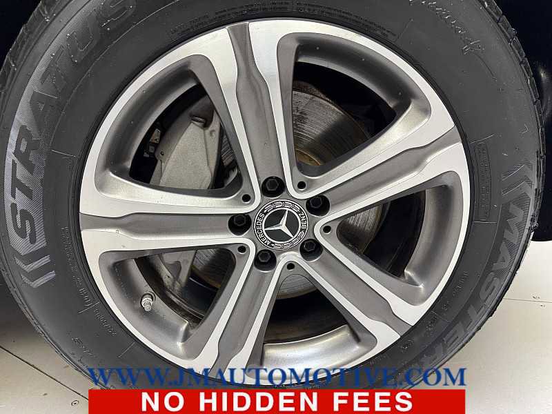 Used 2019 Mercedes-Benz GLC 300 4MATIC image 9