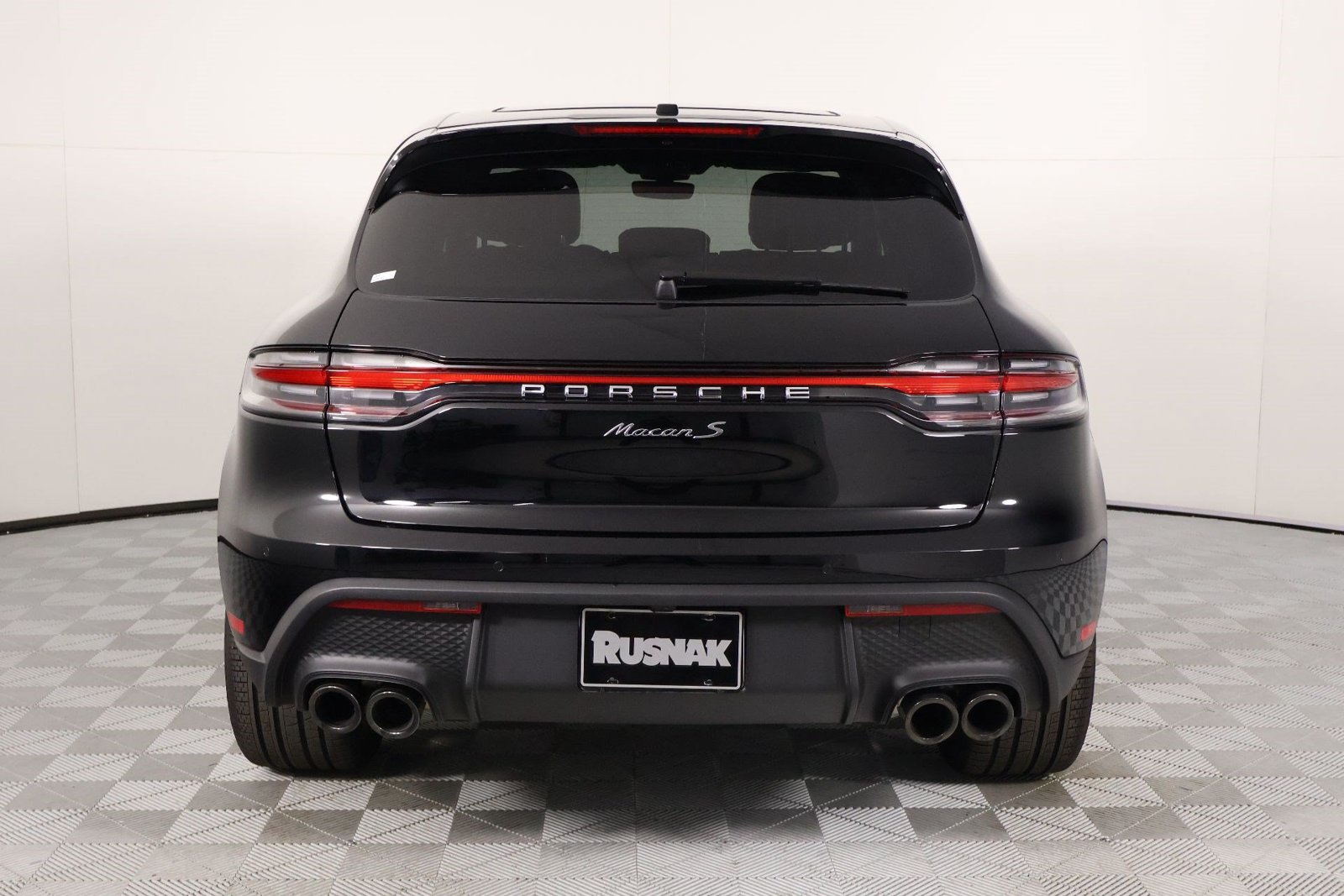 Certified 2026 Porsche Macan S AWD/4WD image 6