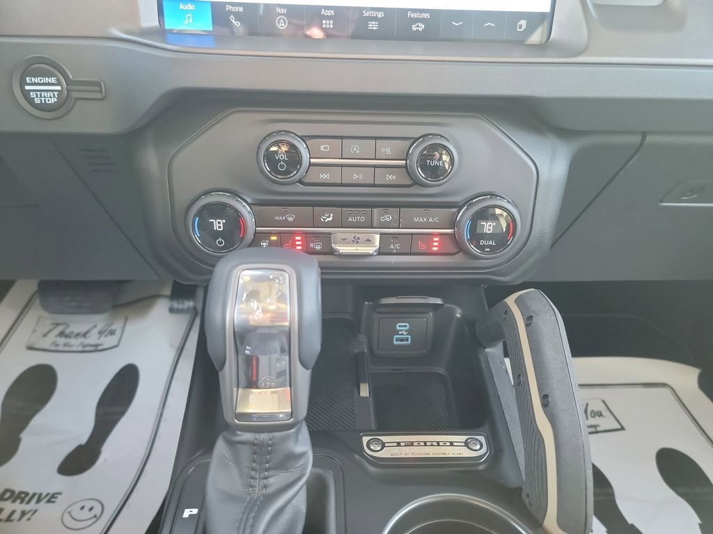 New 2025 Ford Bronco Badlands image 18