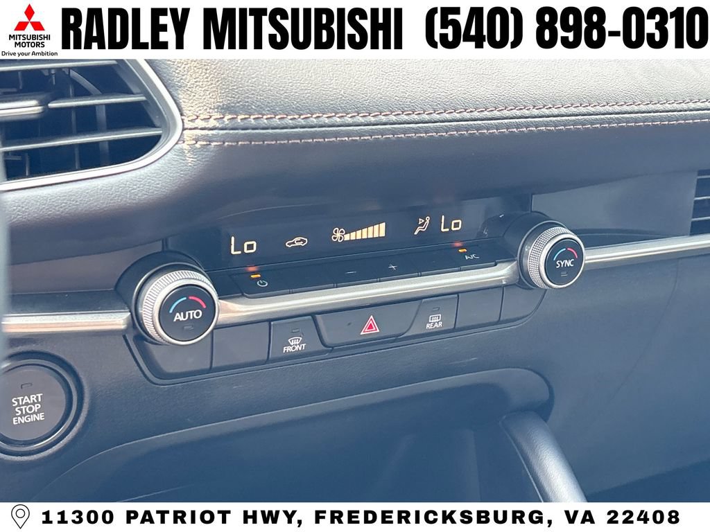 Used 2023 MAZDA MAZDA3 s FWD image 10