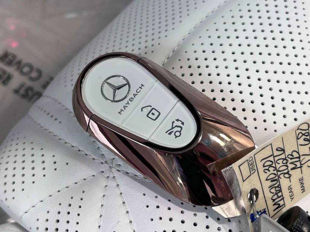 New 2026 Mercedes-Benz Maybach SL 680 image 4