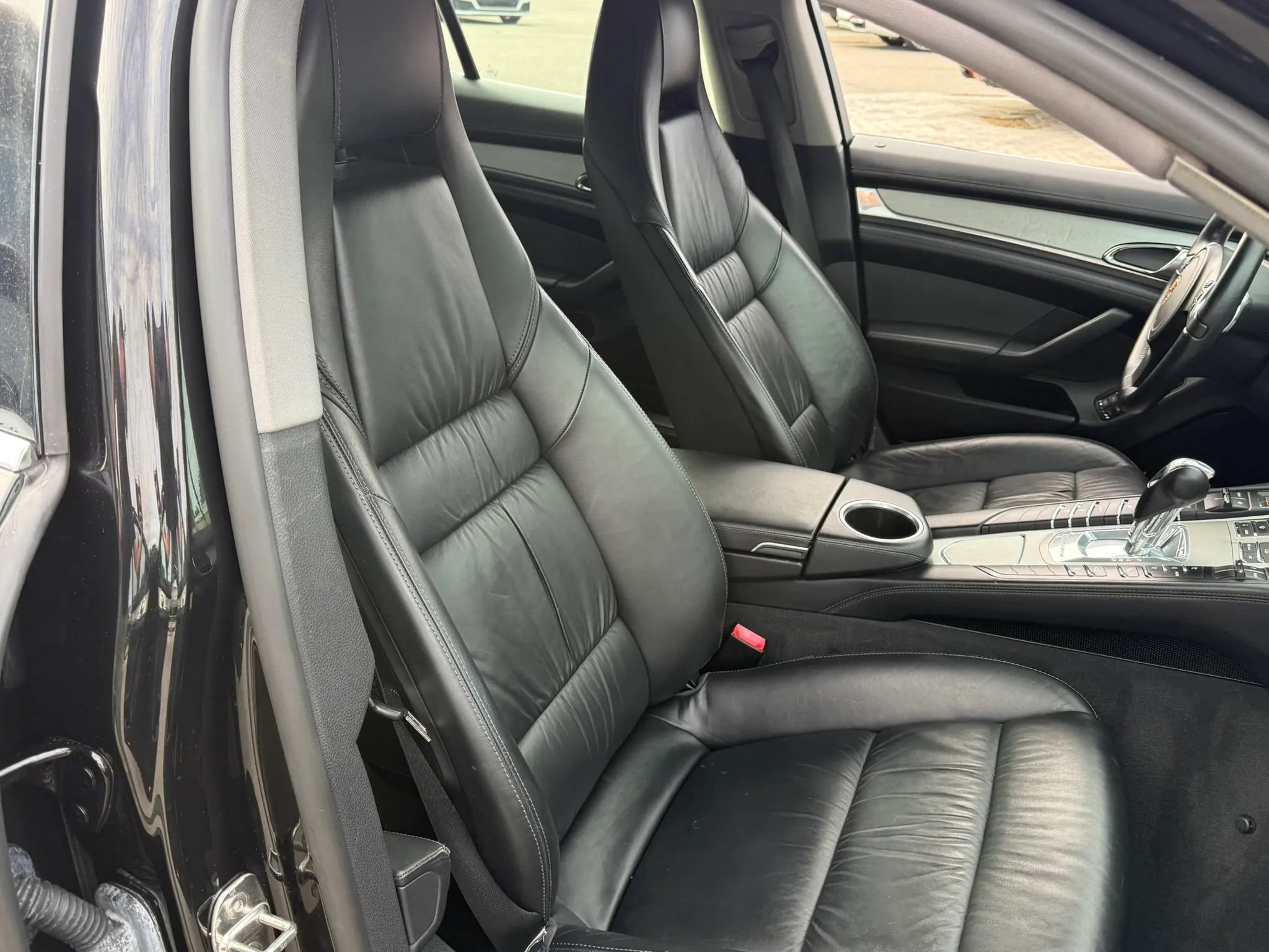 Used 2010 Porsche Panamera 4S AWD/4WD image 24