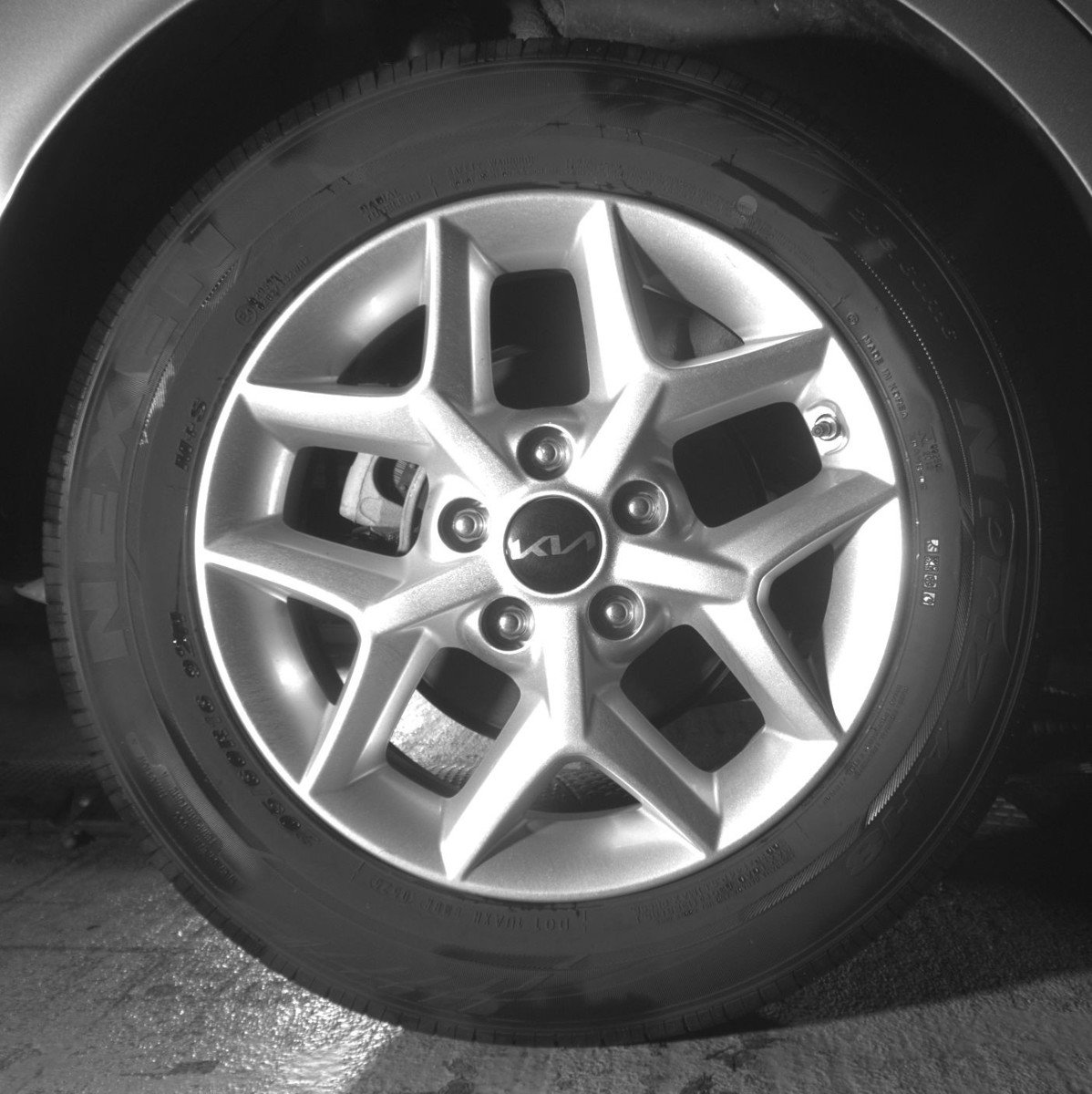 Used 2025 Kia Soul LX w/ LX Technology Package image 15