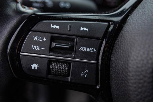 Used 2025 Honda HR-V Sport image 14