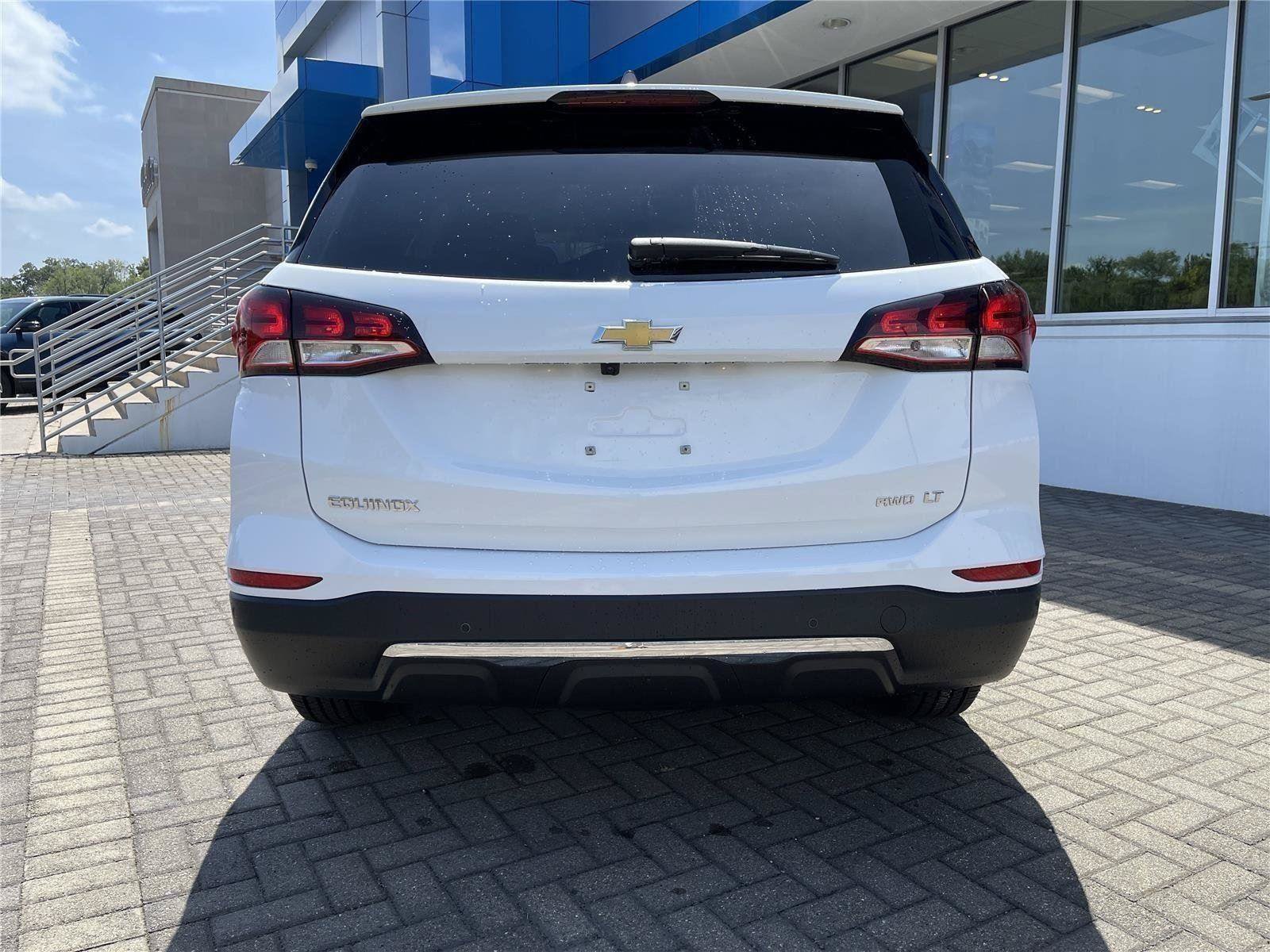 Used 2023 Chevrolet Equinox LT AWD/4WD image 4