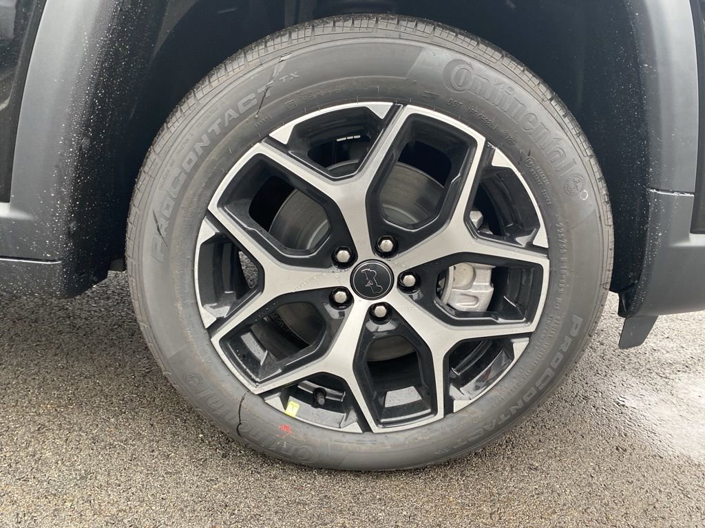 New 2026 Jeep Compass Limited image 9