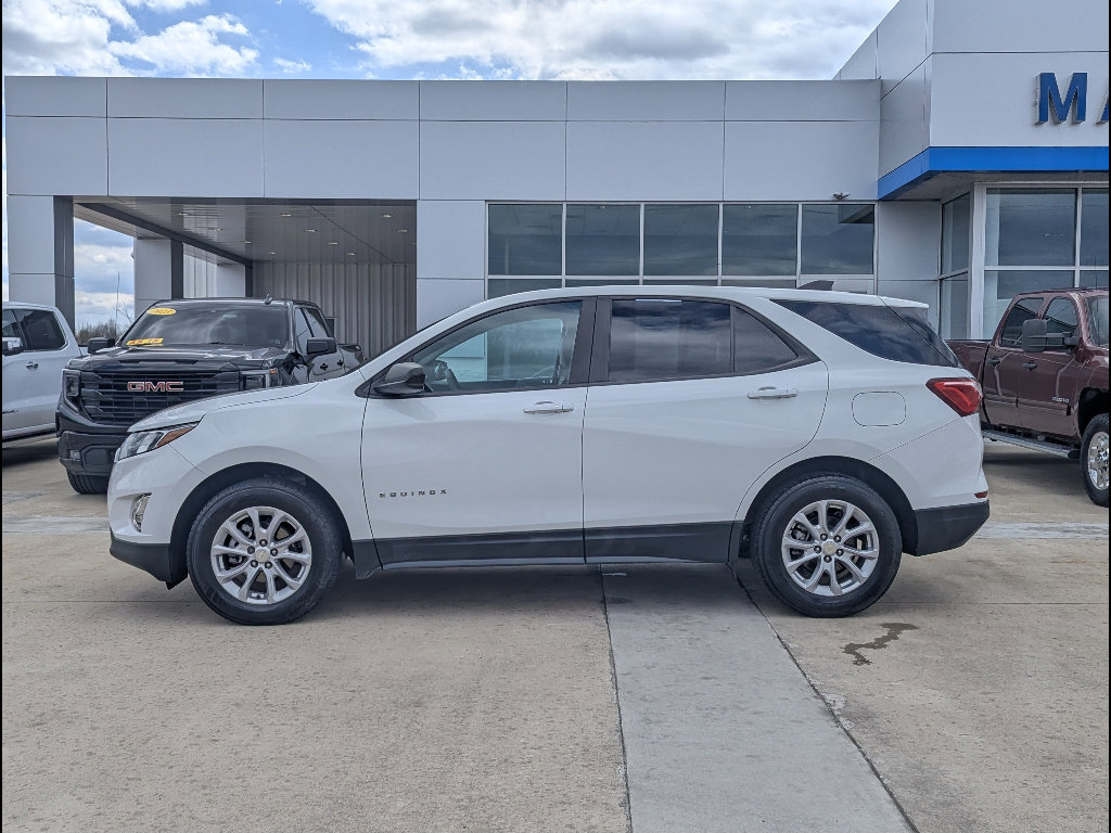 Used 2021 Chevrolet Equinox LS w/ LS Convenience Package image 9