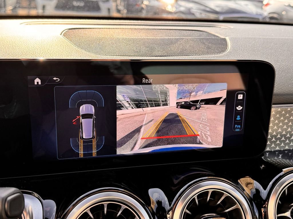 Certified 2025 Mercedes-Benz GLB 250 4MATIC image 25