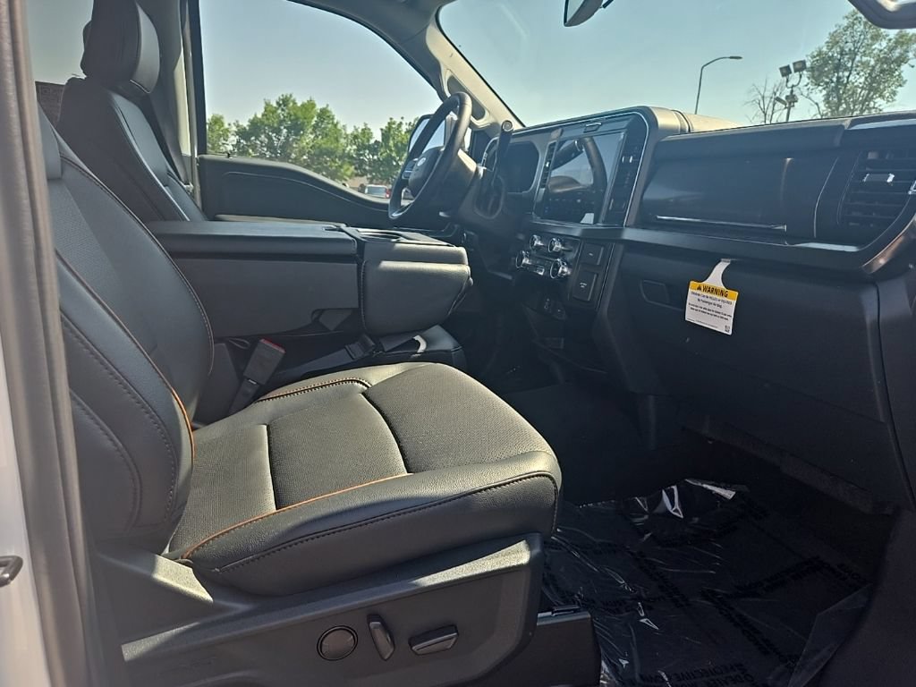 Used 2026 Ford F450 Lariat w/ FX4 Off-Road Package AWD/4WD image 30