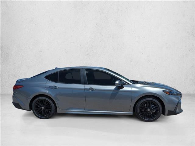 Used 2026 Toyota Camry SE FWD image 4