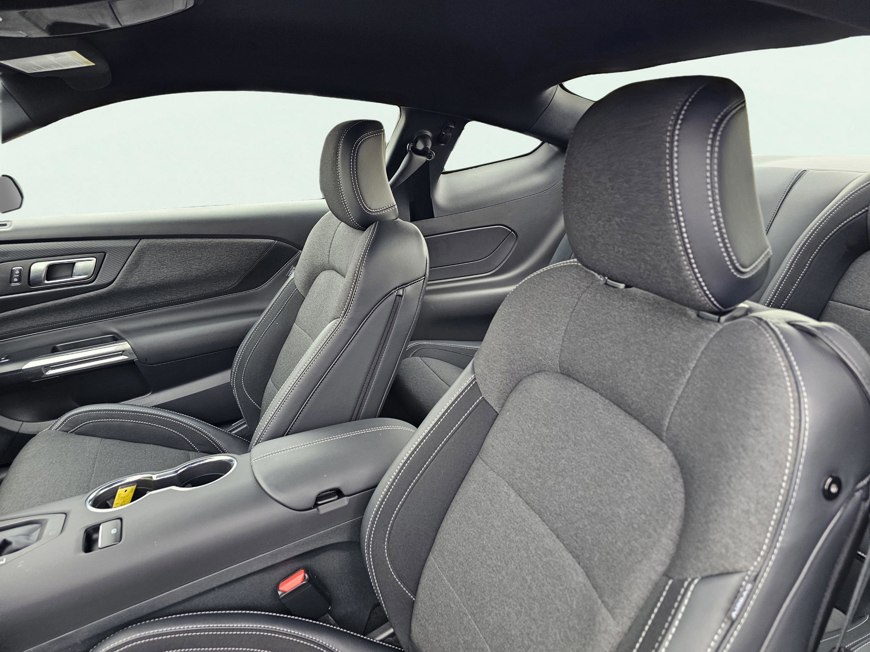 Used 2025 Ford Mustang Coupe image 16