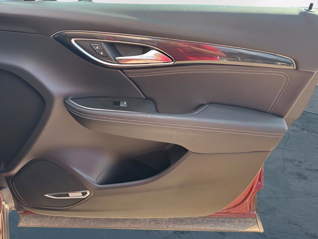 Used 2023 Buick Envision Essence w/ Technology Package I image 13