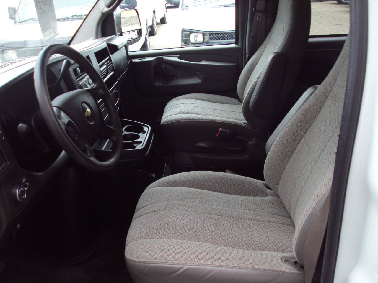 Used 2014 Chevrolet Express 1500 LS AWD/4WD image 18