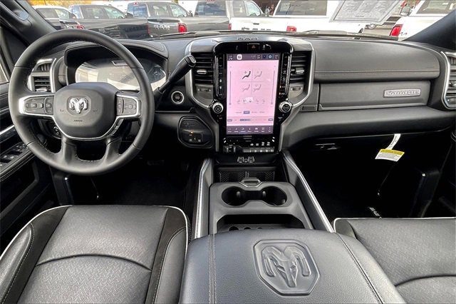 Used 2025 RAM 3500 Laramie image 15