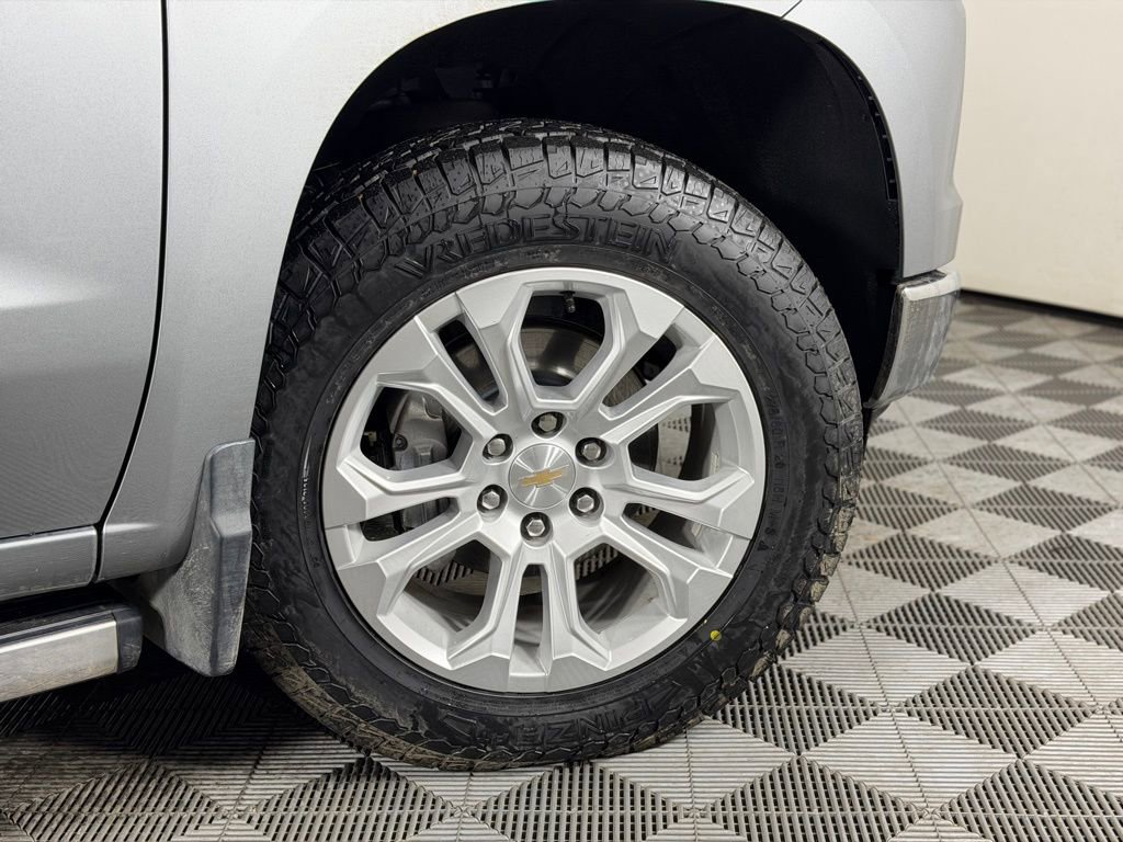 Certified 2023 Chevrolet Silverado 1500 LTZ w/ LTZ Premium Package image 7